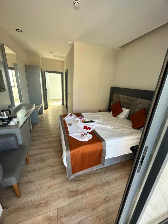 Side Golden Rock Hotel&Spa Bagian luar foto